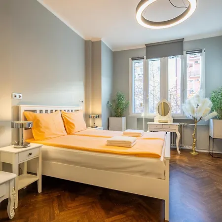 Vip Vitosha 69 Blvd 3 Bdrm - Location Apartment *