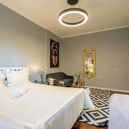 Vip Vitosha 69 Blvd 3 Bdrm - Location Sofia